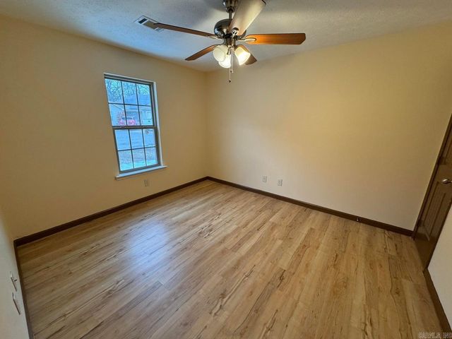 40 Southstone Drive, Southside, AR 72501