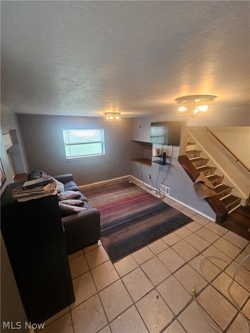 10828 Mountview Avenue, Garfield Heights, OH 44125