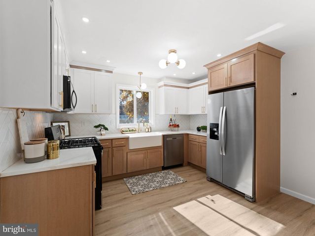 2551 EDNA DR, Vineland, NJ 08361