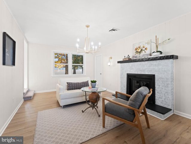 2551 EDNA DR, Vineland, NJ 08361