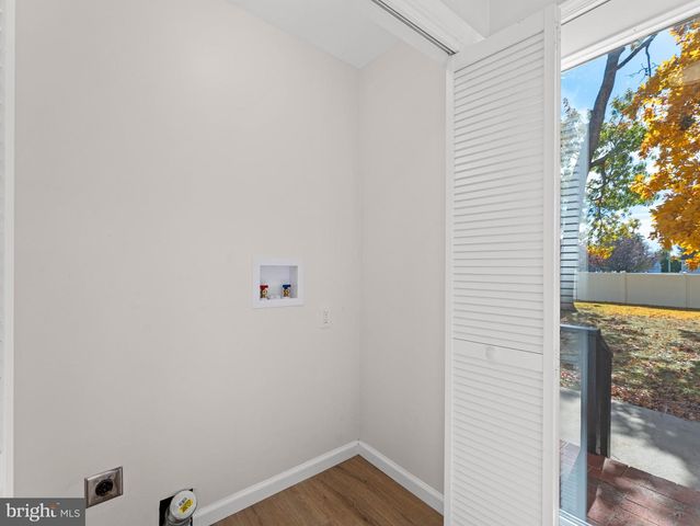 2551 EDNA DR, Vineland, NJ 08361