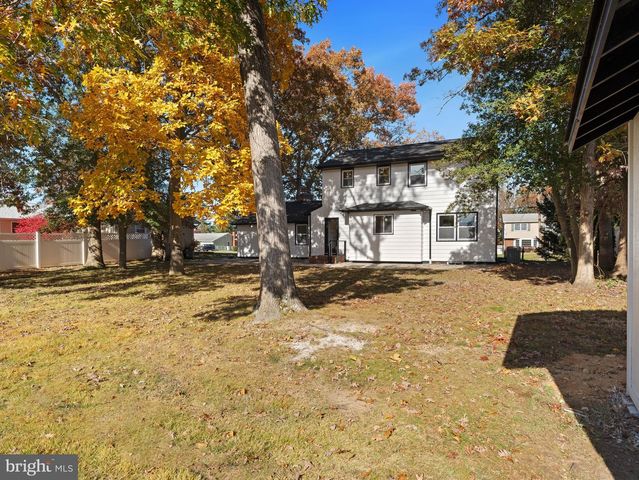 2551 EDNA DR, Vineland, NJ 08361