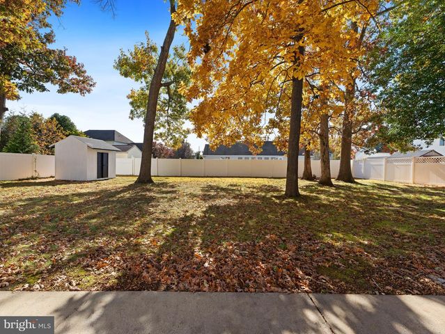 2551 EDNA DR, Vineland, NJ 08361