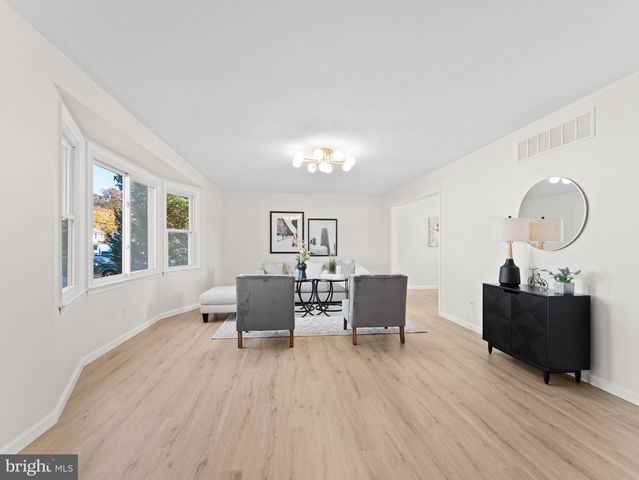 2551 EDNA DR, Vineland, NJ 08361