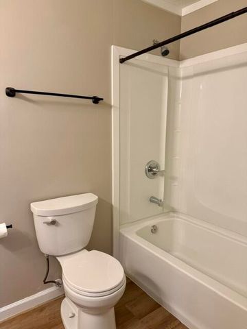 1001 Chestnut Street, La Fayette, GA 30728