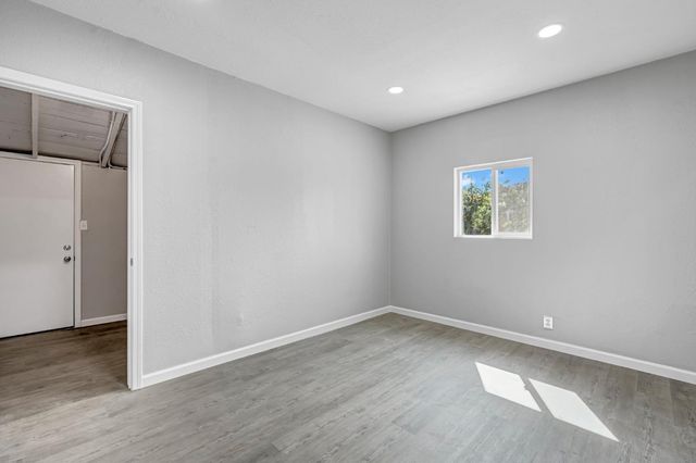 914 Clinton Street, Madera, CA 93638