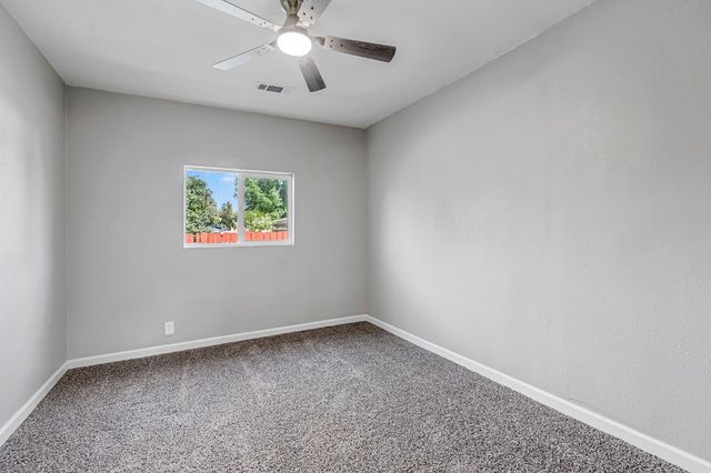 914 Clinton Street, Madera, CA 93638