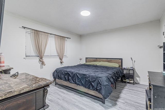 6039 Whispering Lake St, San Antonio, TX 78222