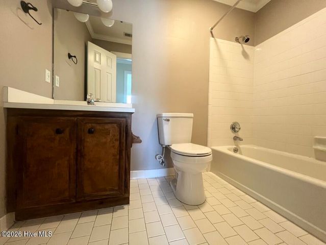 2203 Acorn Circle, Kinston, NC 28504