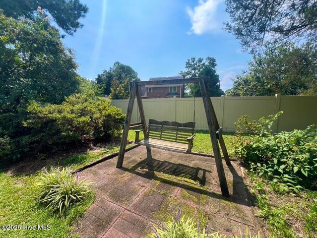 2203 Acorn Circle, Kinston, NC 28504