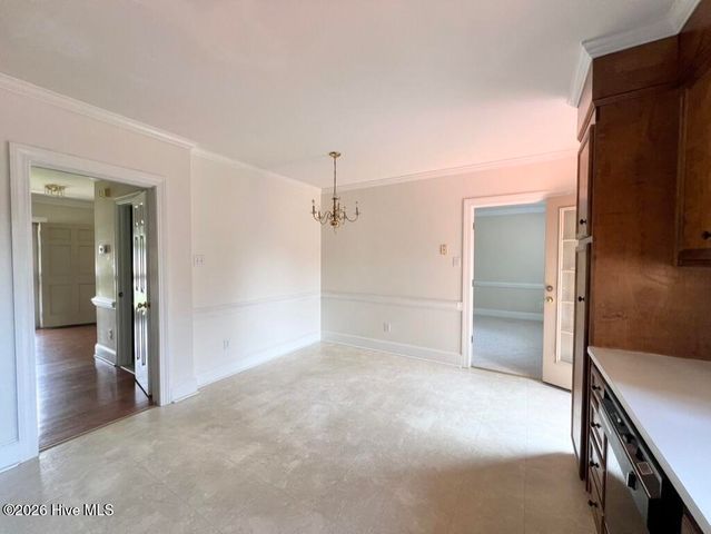2203 Acorn Circle, Kinston, NC 28504