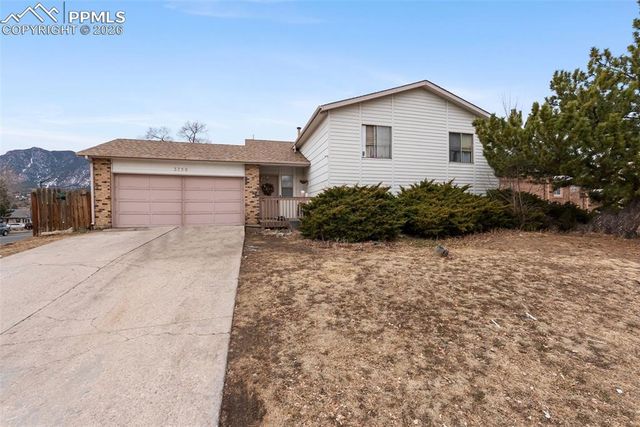 3750 Trail Rock Place, Colorado Springs, CO 80906