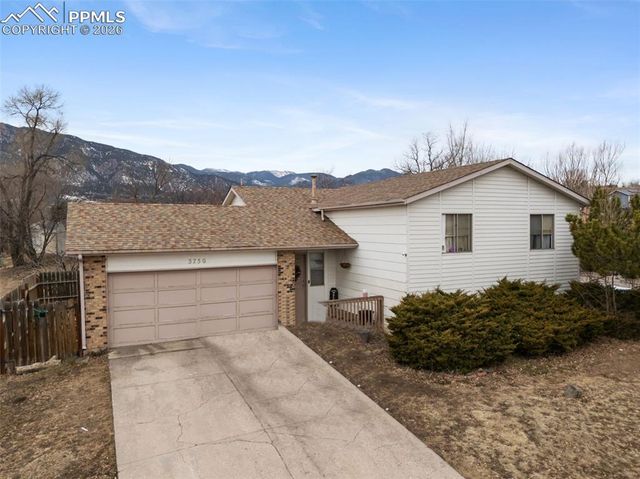 3750 Trail Rock Place, Colorado Springs, CO 80906