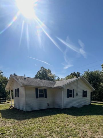 2158 Coveyville Road, Bedford, IN 47421