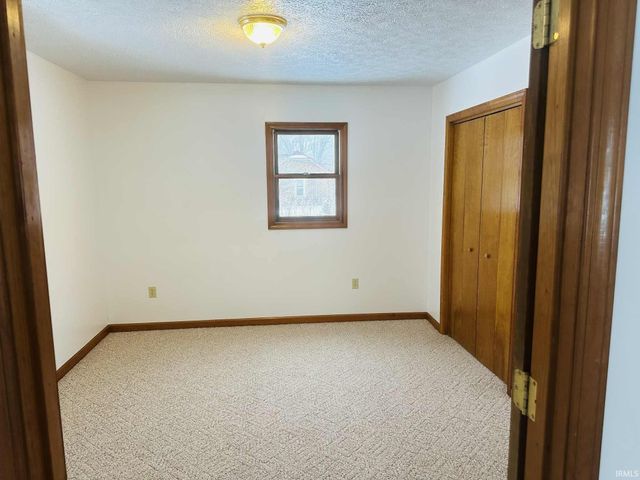 2158 Coveyville Road, Bedford, IN 47421