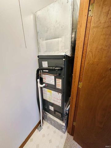 2158 Coveyville Road, Bedford, IN 47421