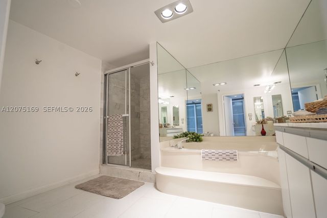 9 Island Ave 1806, Miami Beach, FL 33139