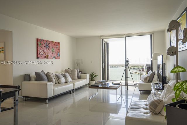 9 Island Ave 1806, Miami Beach, FL 33139