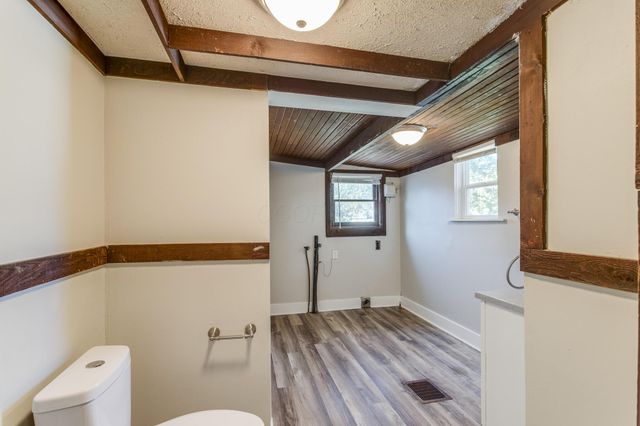 360 E Central Avenue, Delaware, OH 43015