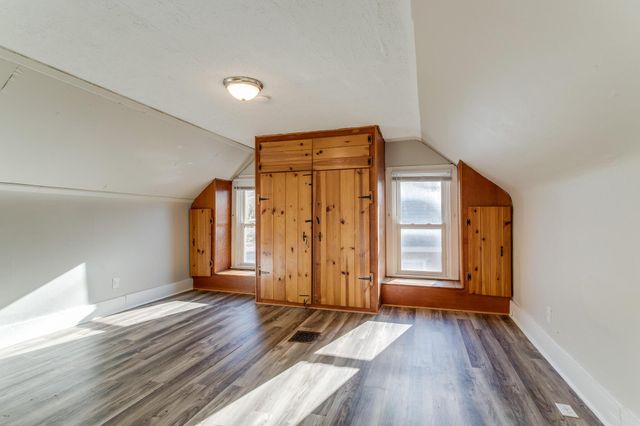 360 E Central Avenue, Delaware, OH 43015