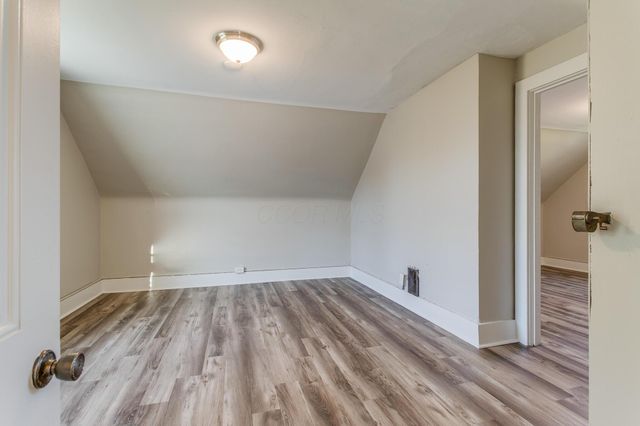 360 E Central Avenue, Delaware, OH 43015