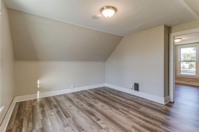 360 E Central Avenue, Delaware, OH 43015