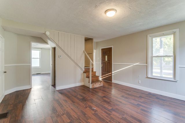 360 E Central Avenue, Delaware, OH 43015