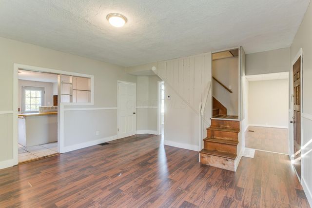 360 E Central Avenue, Delaware, OH 43015