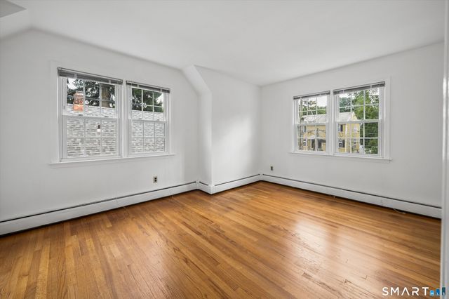 32 Hollow Wood Lane, Greenwich, CT 06831