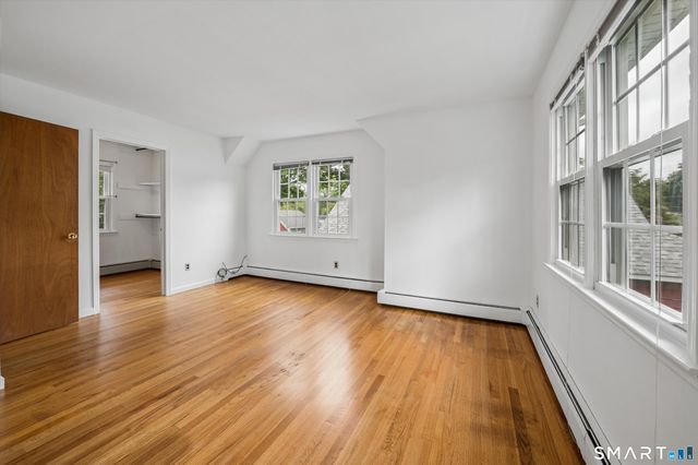 32 Hollow Wood Lane, Greenwich, CT 06831