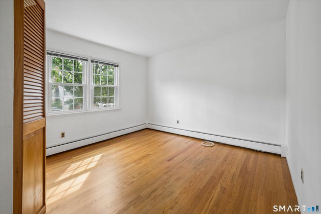 32 Hollow Wood Lane, Greenwich, CT 06831