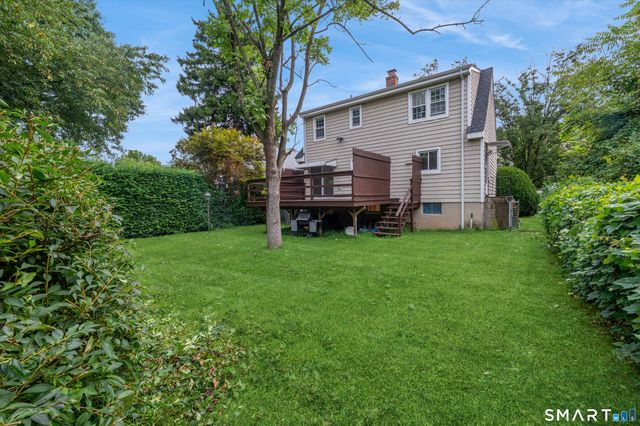 32 Hollow Wood Lane, Greenwich, CT 06831