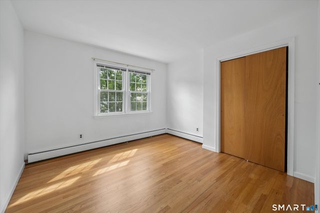 32 Hollow Wood Lane, Greenwich, CT 06831