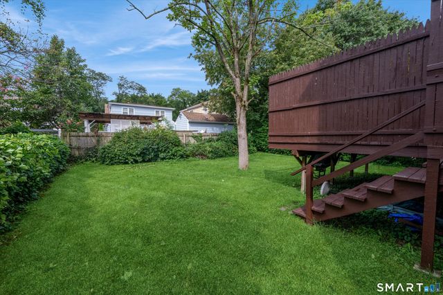 32 Hollow Wood Lane, Greenwich, CT 06831