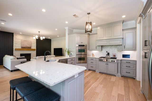 9 Farnham Loop, Little Rock, AR 72223