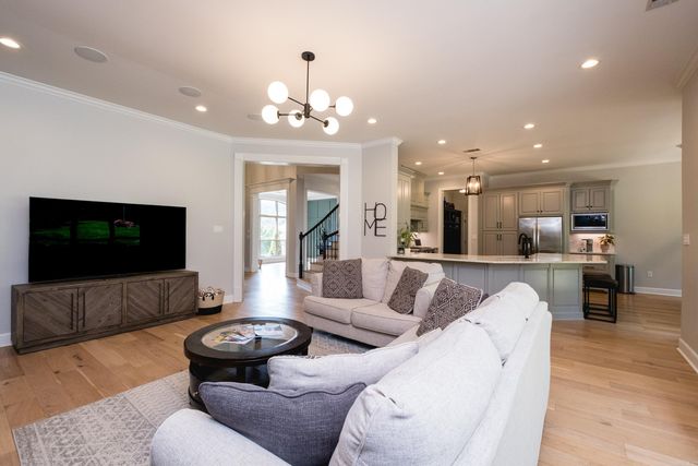9 Farnham Loop, Little Rock, AR 72223
