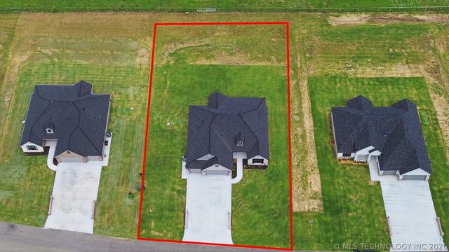 13733 N 58th East Avenue, Collinsville, OK 74021