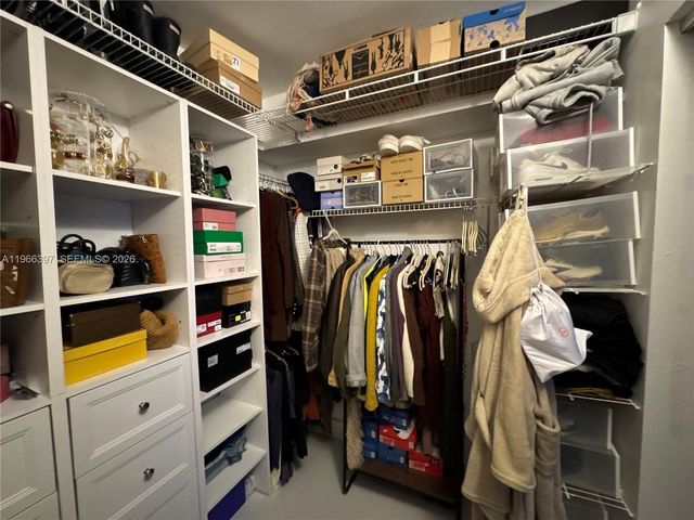 19195 Mystic Pointe Dr 205, Aventura, FL 33180