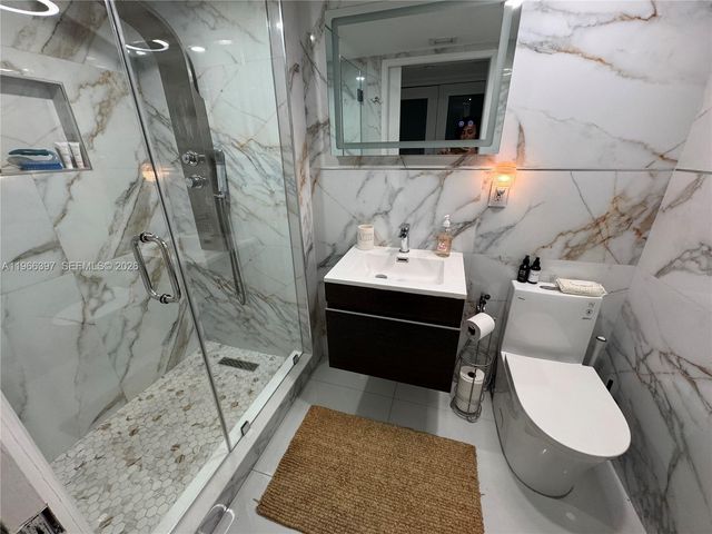 19195 Mystic Pointe Dr 205, Aventura, FL 33180