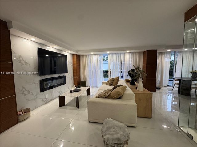 19195 Mystic Pointe Dr 205, Aventura, FL 33180