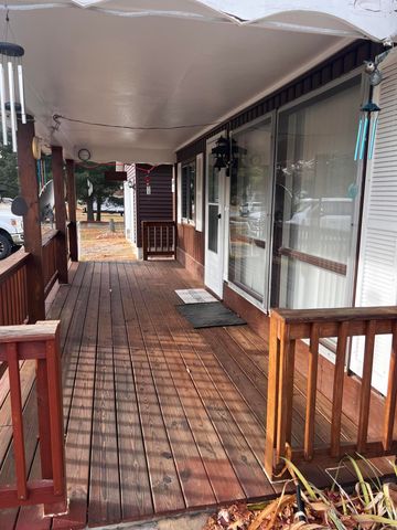 9213 Superior, St. Helen, MI 48656