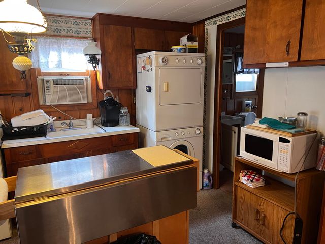 9213 Superior, St. Helen, MI 48656