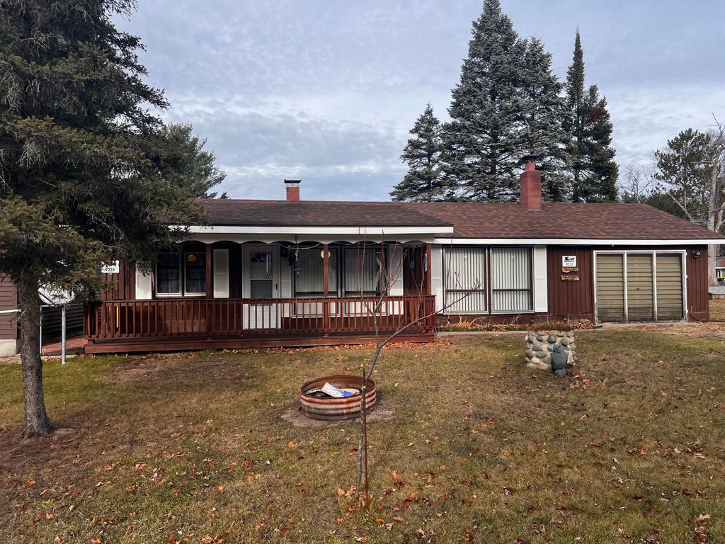 9213 Superior, St. Helen, MI 48656