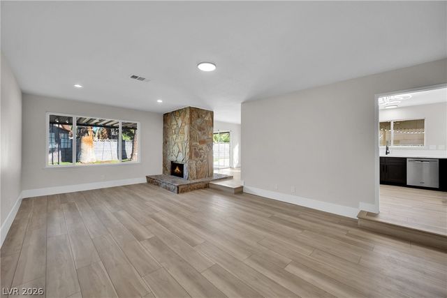 4518 El Canela Way, Las Vegas, NV 89121