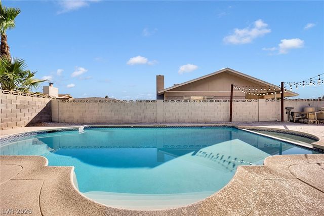 4518 El Canela Way, Las Vegas, NV 89121