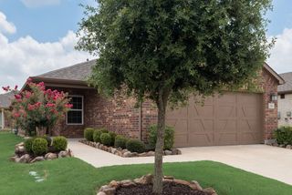 816 Hidden Eddy Drive, Mckinney, TX 75071