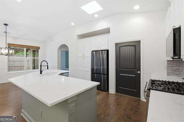 601 Stickley Oak Way, Woodstock, GA 30189