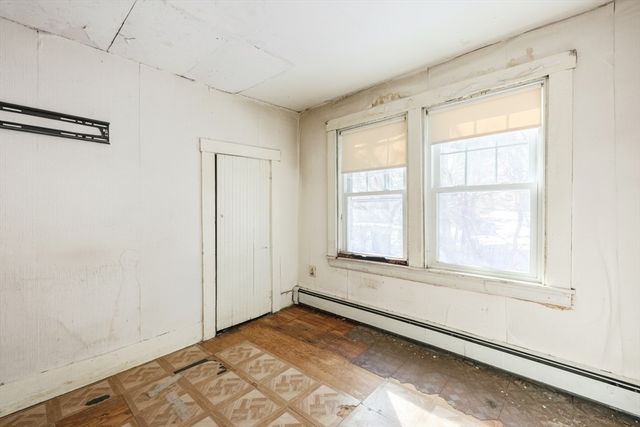 14 Leonard Ln, Holbrook, MA 02343