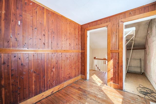 14 Leonard Ln, Holbrook, MA 02343