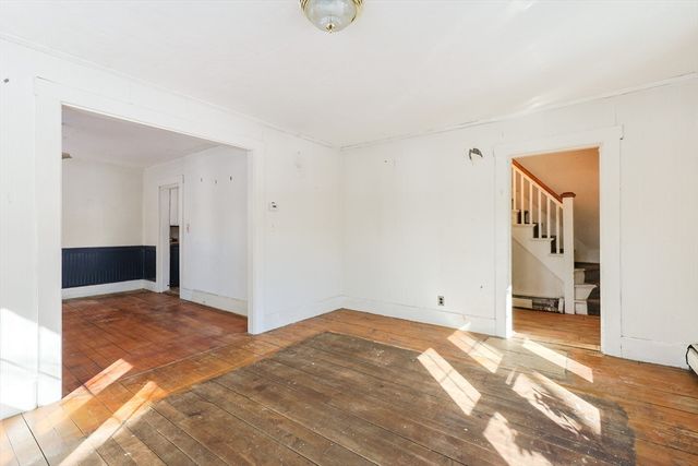 14 Leonard Ln, Holbrook, MA 02343